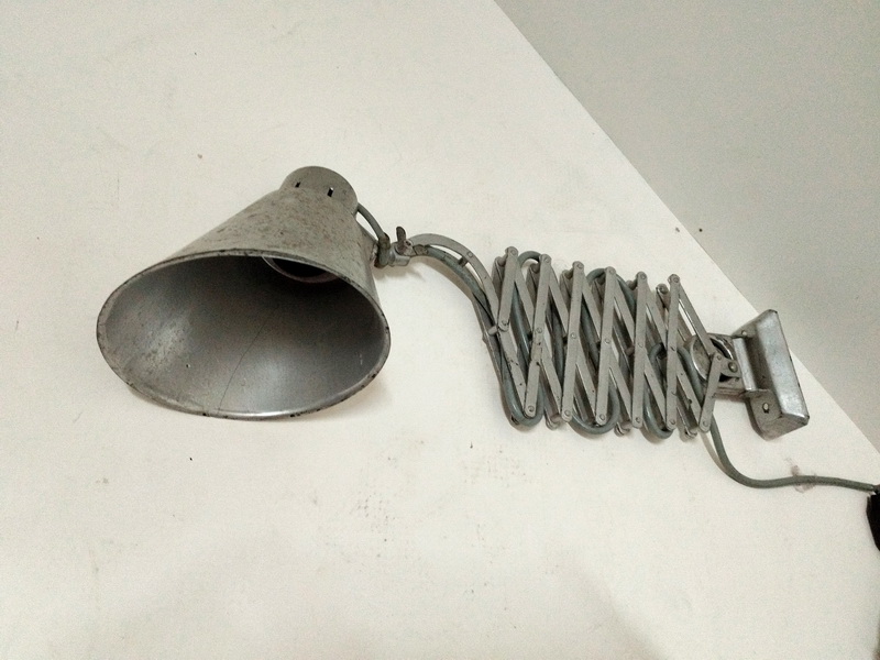 lampara aplique flexo extensible metal e27 18x43-77x14.5 1u